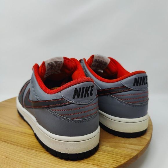 NikeDunkLow-women’s-12(fit like men’s12)- BlackGray-[317813 005]-LowTop-Shoes - Picture 6 of 12